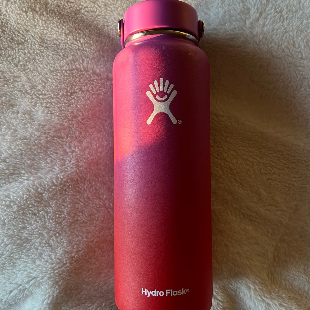 Hydro Flask Pink Ombre Water Bottle